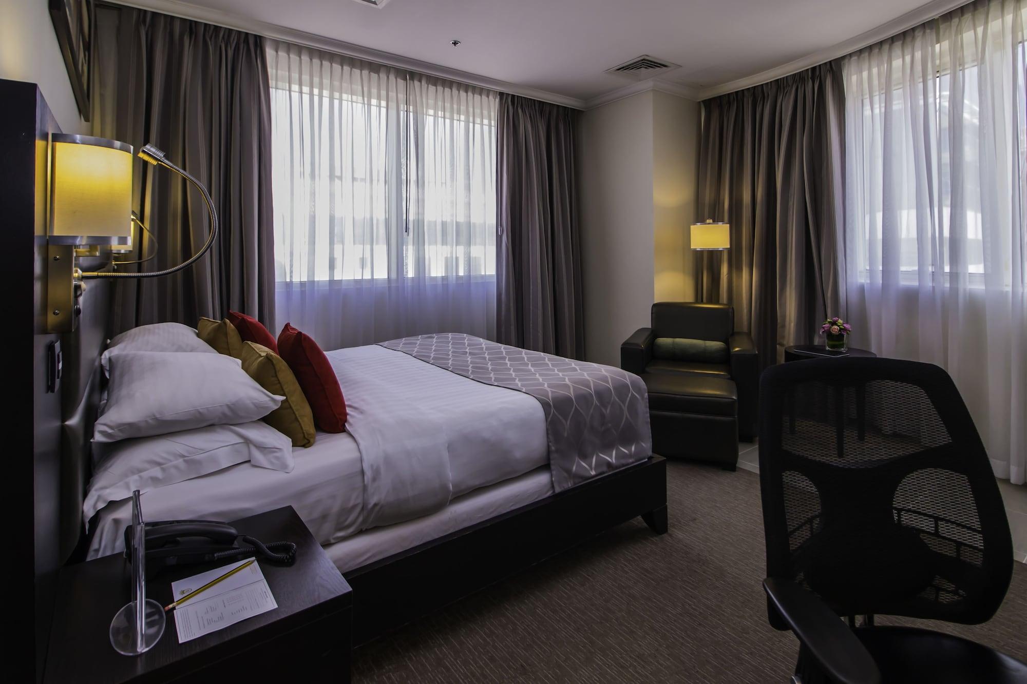 The Royal Riviera Hotel Doha Eksteriør billede