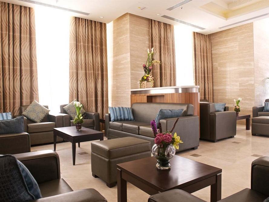 The Royal Riviera Hotel Doha Eksteriør billede