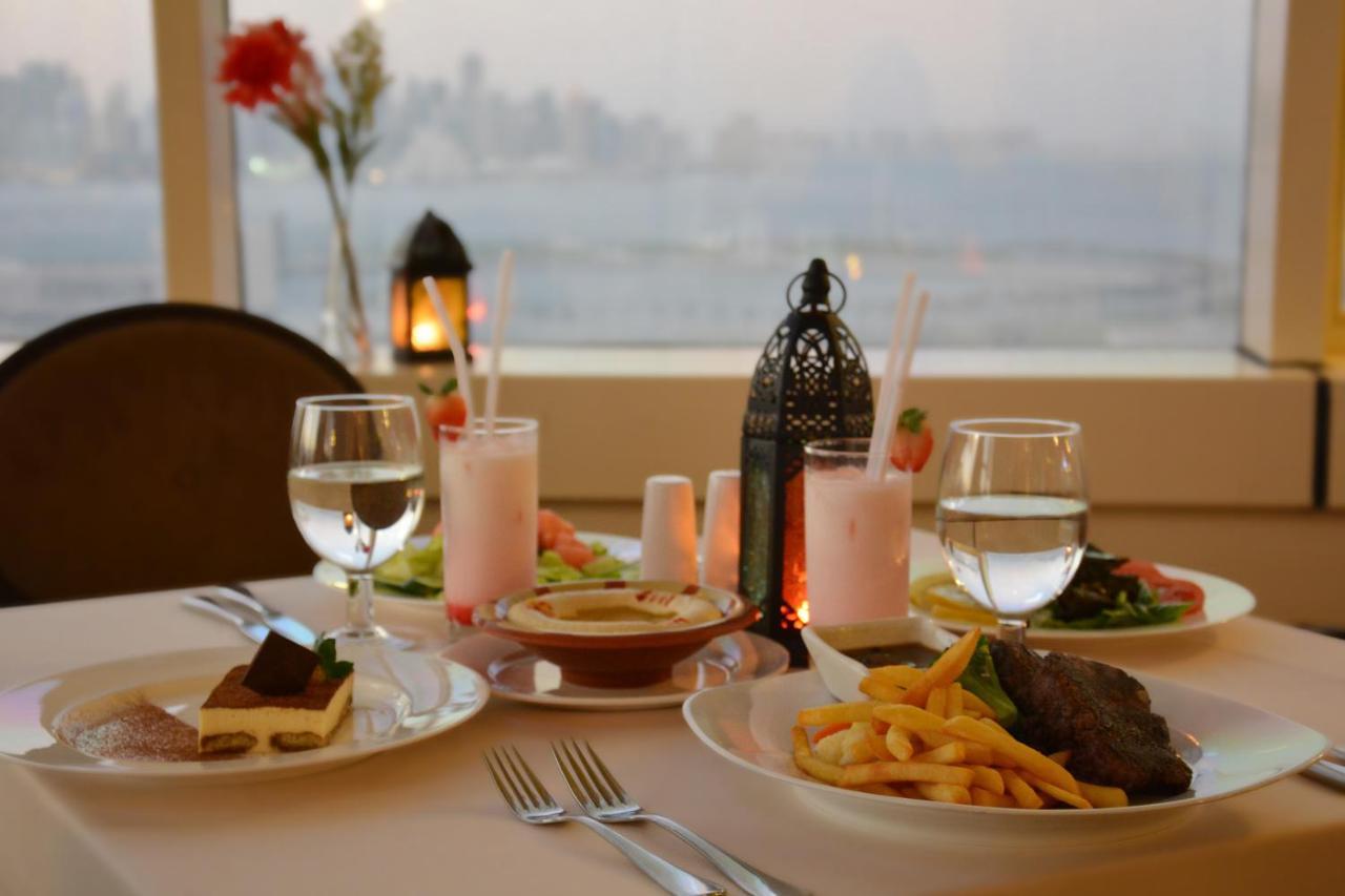 The Royal Riviera Hotel Doha Eksteriør billede