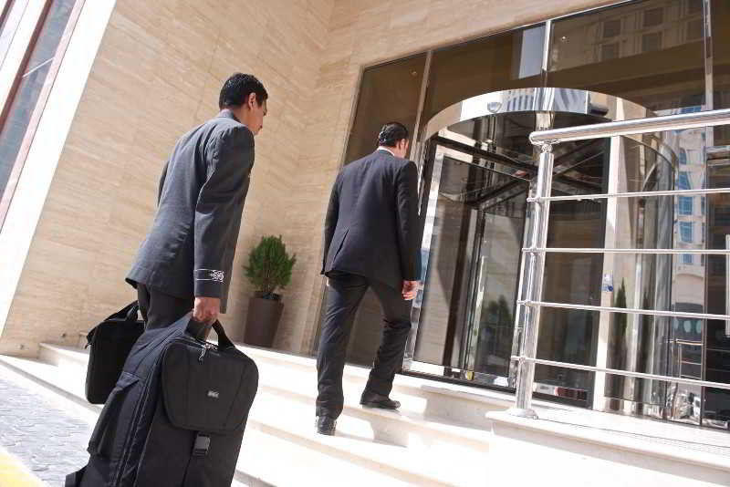 The Royal Riviera Hotel Doha Eksteriør billede